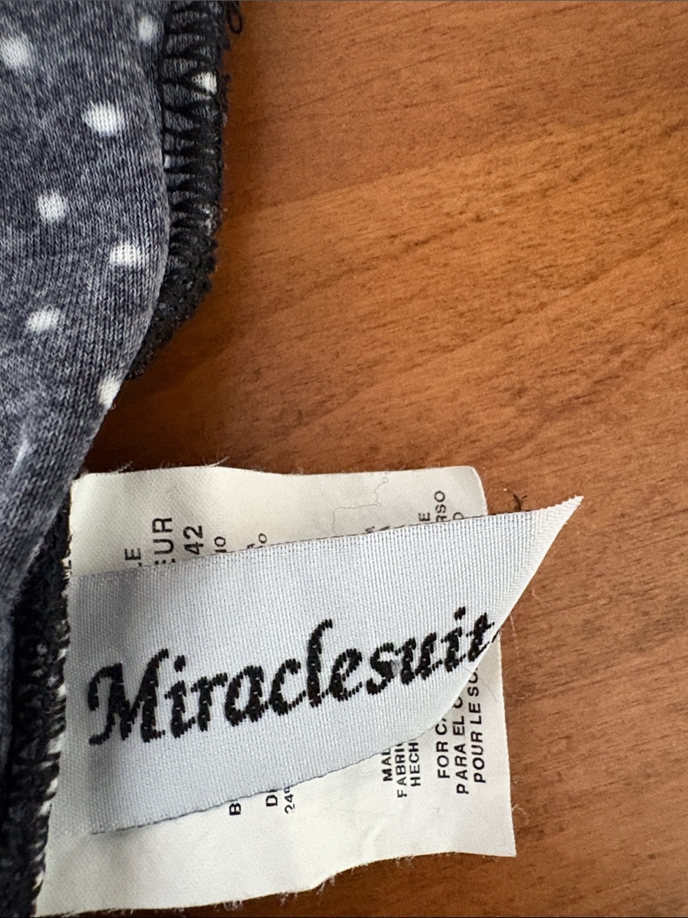 Miracle Suit Black Polka Dot Surplice Women's One Piece Swimsuit Size 12 - Picture 9 of 12